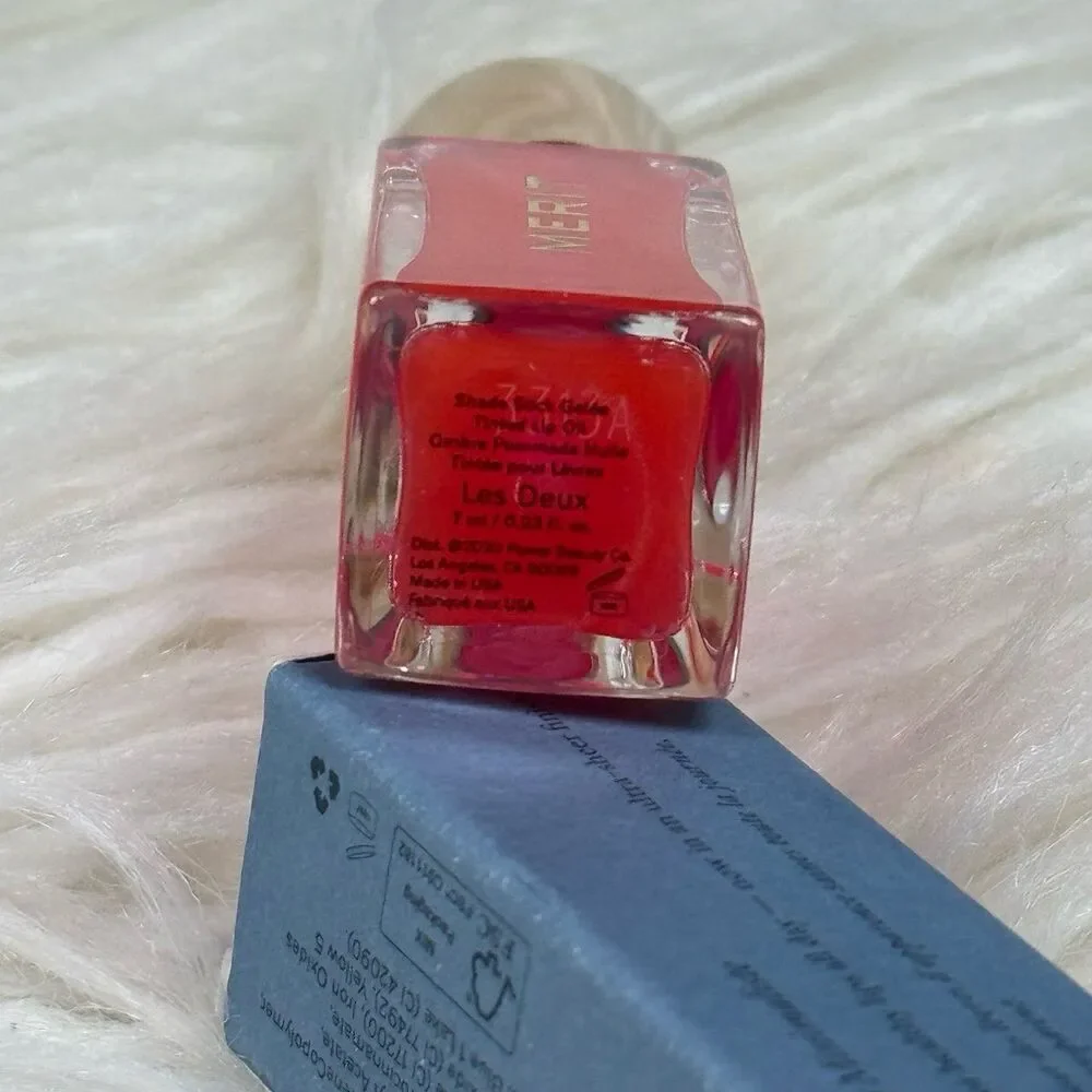 Merit Shade Slick Hydrating Tinted Lip Oil Les Deux